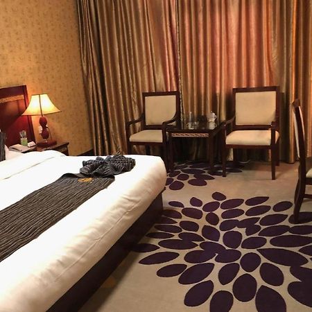 Shangri-La Original Density Hotel Luaran gambar