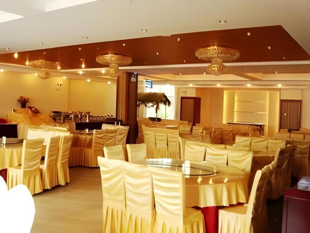 Shangri-La Original Density Hotel Luaran gambar